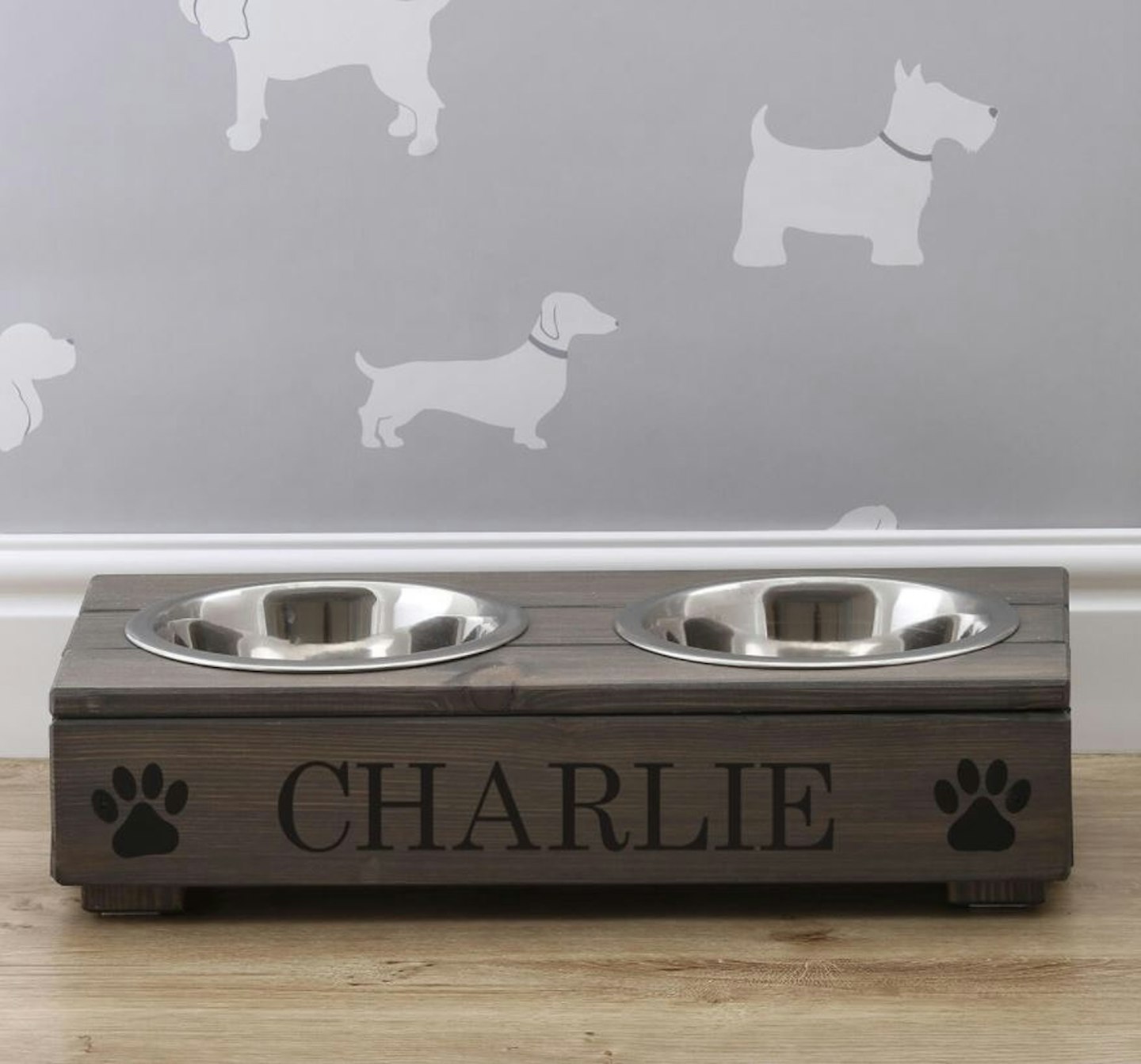 Personalised dog feeding station 2025